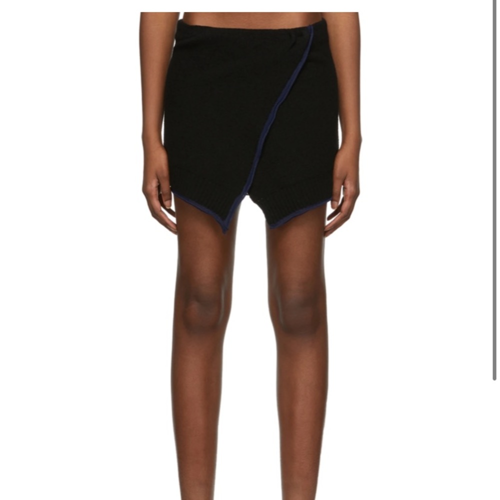 JACQUEMUS WRAP SKIRT. new with tags, message before buying
